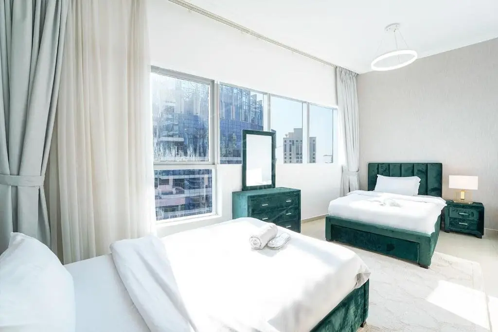 Дубай: KeyHost - Elegant 2BR Central Towers - Dubai Marina - K3620