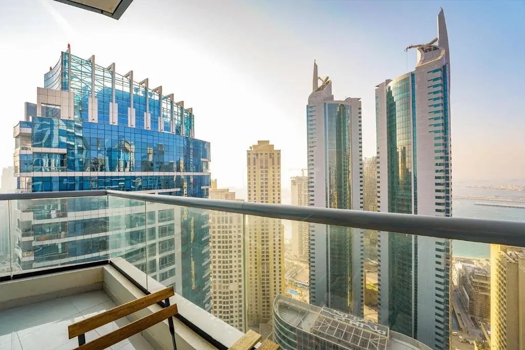 Дубай: KeyHost - Elegant 2BR Central Towers - Dubai Marina - K3620