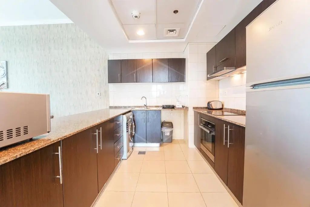 Дубай: KeyHost - Elegant 2BR Central Towers - Dubai Marina - K3620