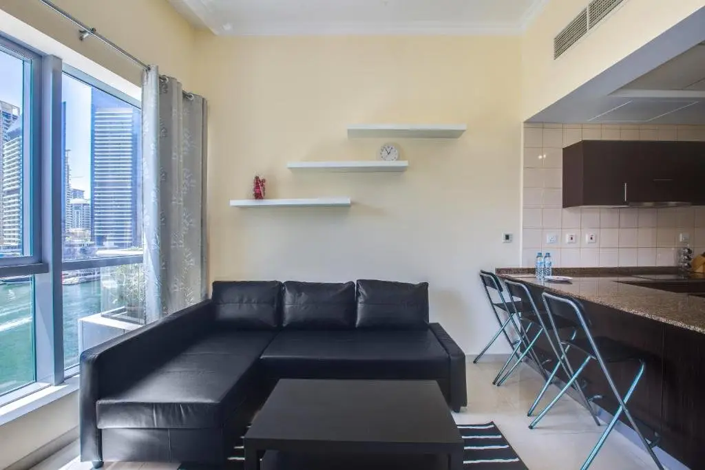Дубай: Amazing Marina Canal View 1BD in Bay Central