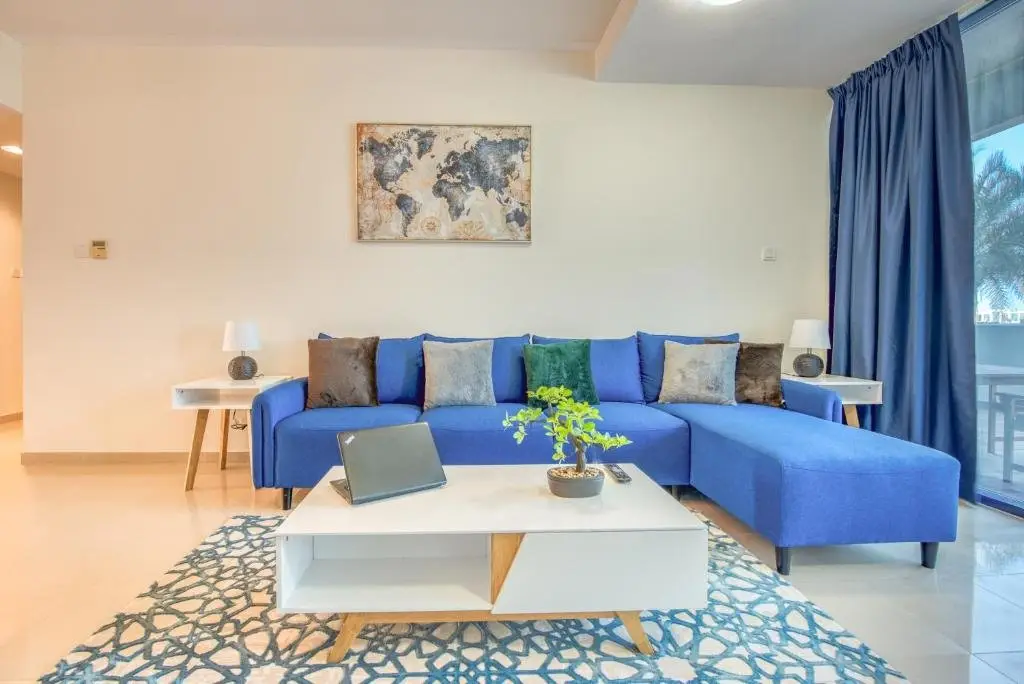RH- Lagoon Apartments in Ras Al Khaimah, Sunny 3BR near public beach — фото 1