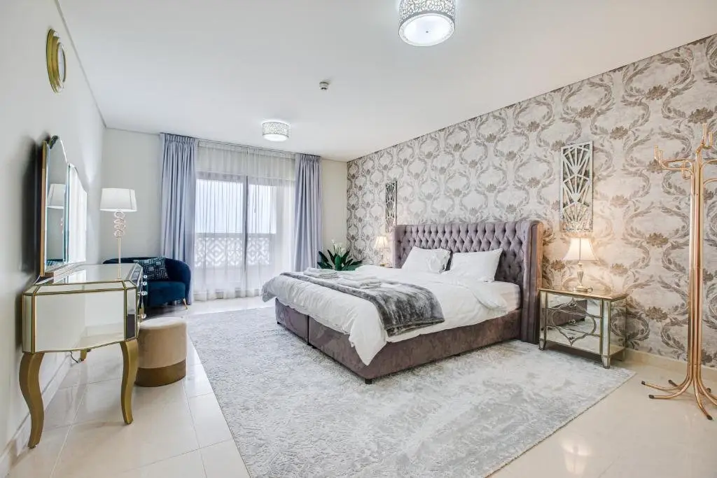 Дубай: Luxury Apartments at Balqis Residence