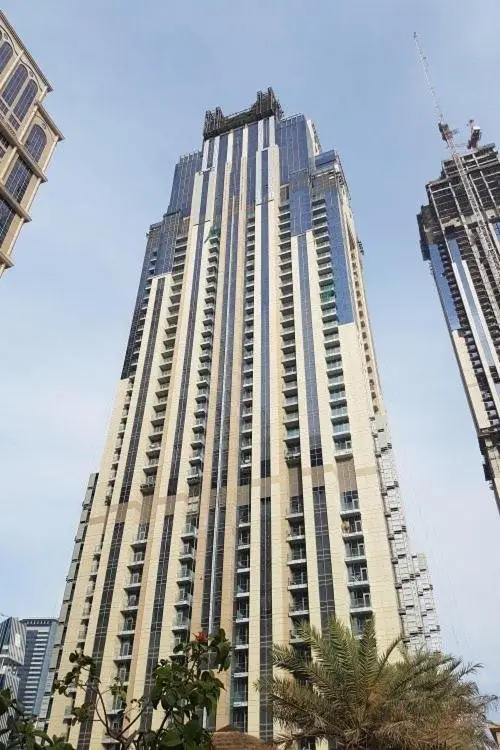 Дубай: Royal Club By RVHR, Noora Tower, Al Habtoor City, Business Bay