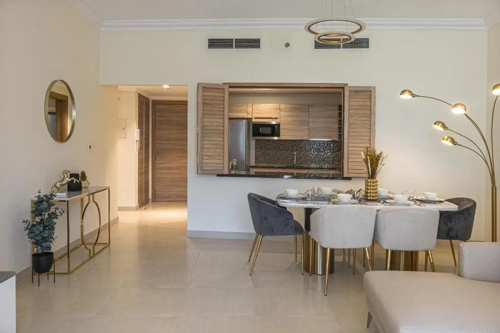 Дубай: Elegant 1 Bedroom in Madinat Badr