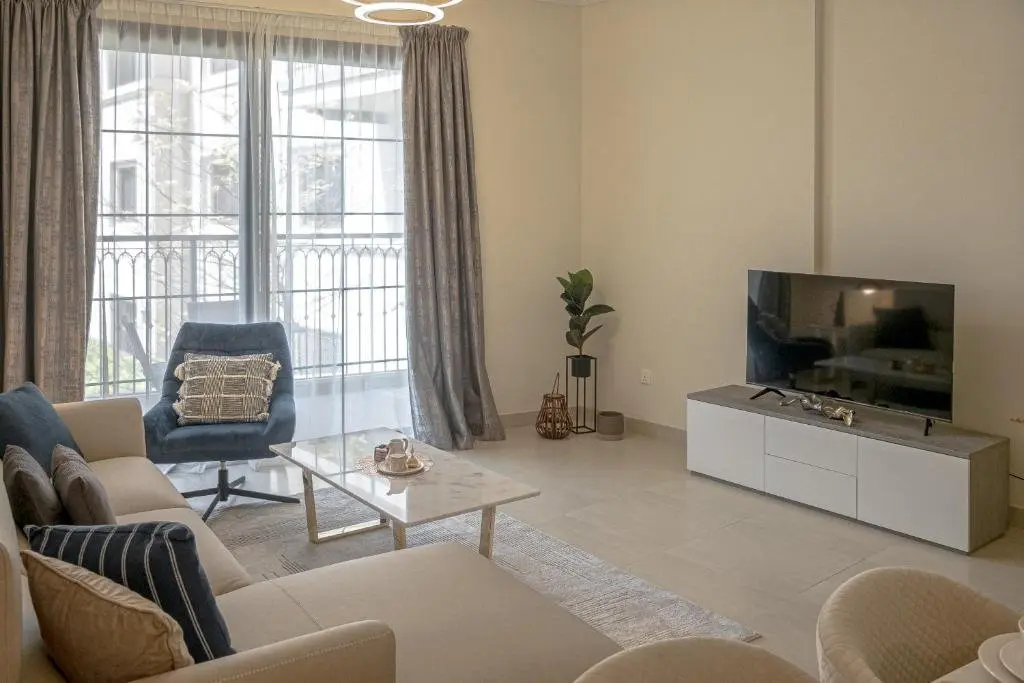 Дубай: Elegant 1 Bedroom in Madinat Badr