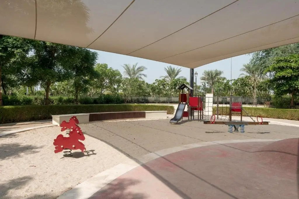 Дубай: Elegant 1 Bedroom in Madinat Badr