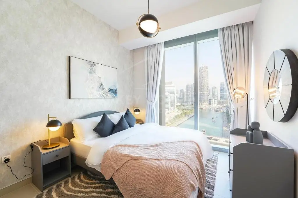 Дубай: KeyHost - Modern 1BR Sea View - 52 42 Towers Dubai Marina - K1240