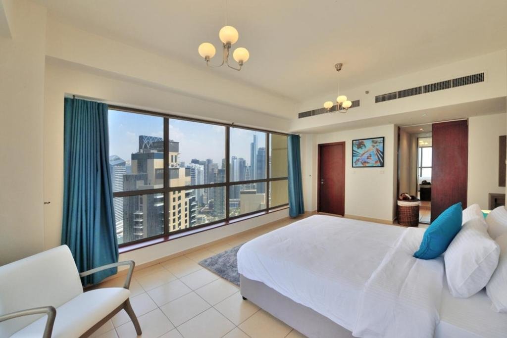 Дубай: Icon Casa Living - Amazing Full Sea View 2 Bedroom at Rimal 6 JBR