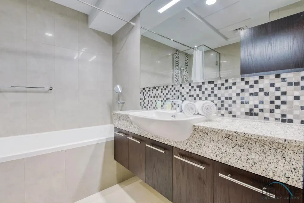 Дубай: Heavenly 1BR at Bellevue Tower 2 Downtown by Deluxe Holiday Homes