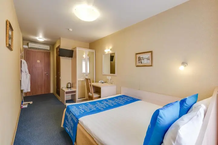 Санкт-Петербург: Апартаменты Travelto Nevskiy 90