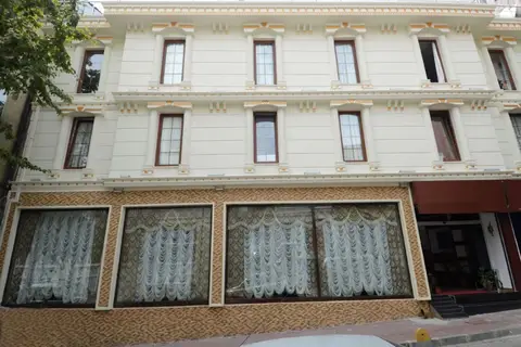 Safir Hotel — фото 1