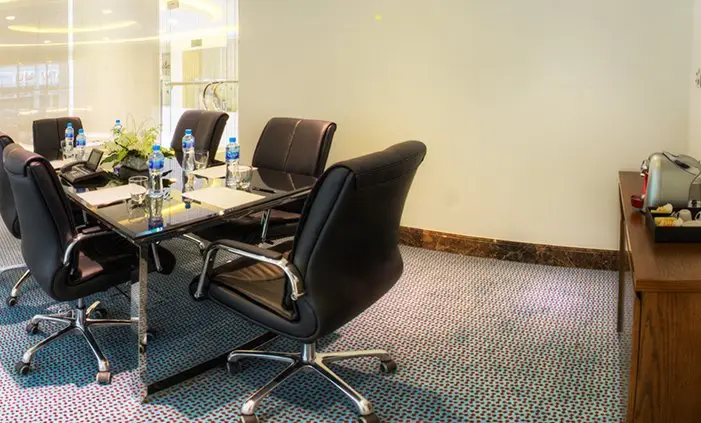 Дубай: Le Meridien Al Sondos Suites