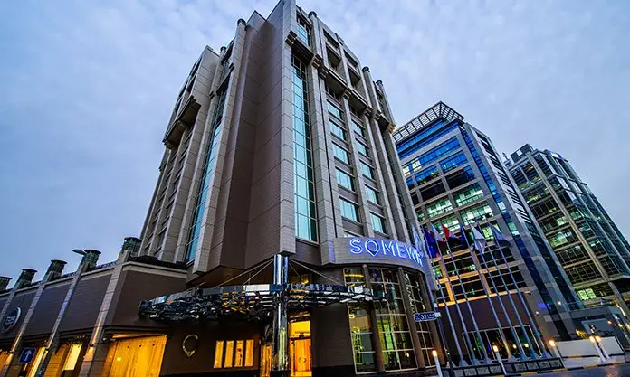 Дубай: Le Meridien Al Sondos Suites