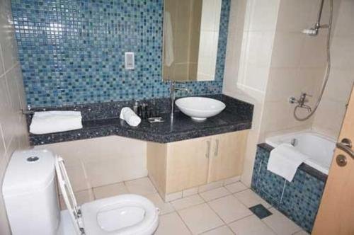 Дубай: Keys Please Holiday Homes - Jash Falqa Two Bedroom Seaview