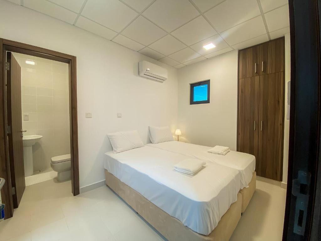 Рас-эль-Хайма: RH- 4BR spacious Private Pool Villa near Beach, Resort in RAK