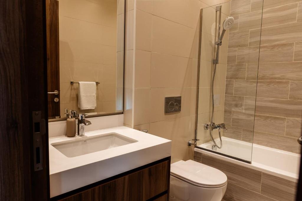 Рас-эль-Хайма: RH- 4BR spacious Private Pool Villa near Beach, Resort in RAK