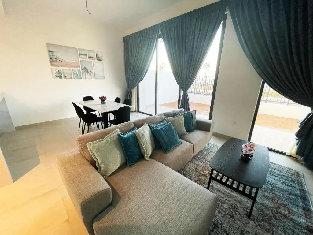 Рас-эль-Хайма: RH- 2BR with Sofa Bed Marabella Villa in RAK, near Intercontinental Resort
