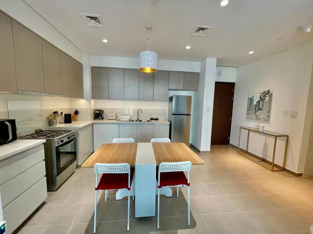 Дубай: Wonderful 2bedroom with Balcony -Dubai Hills