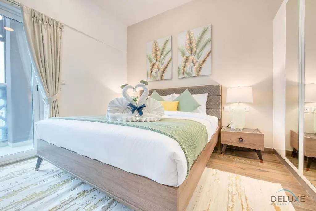 Дубай: Splendid 2BR in Victoria Residency Al Furjan by Deluxe Holiday Homes