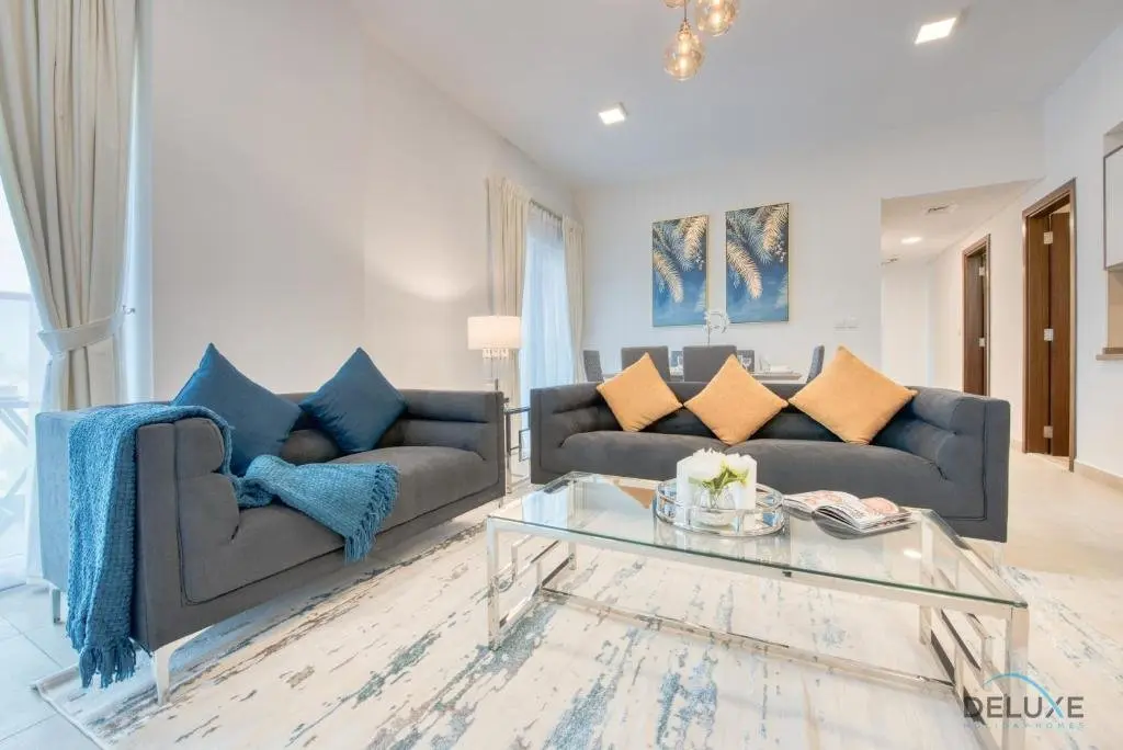 Дубай: Splendid 2BR in Victoria Residency Al Furjan by Deluxe Holiday Homes