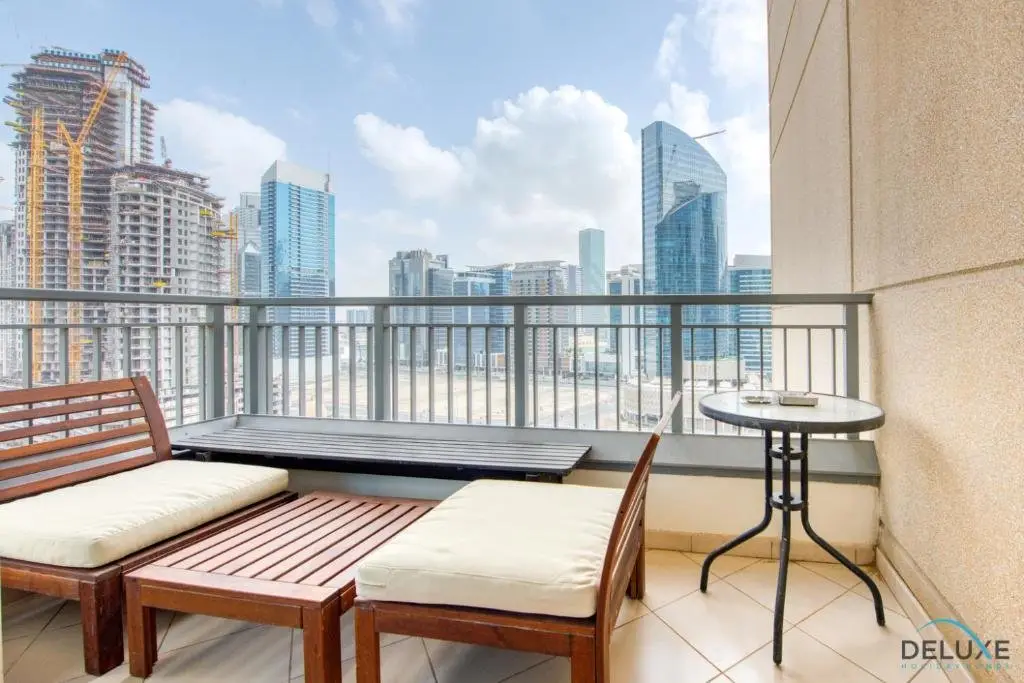 Дубай: Neat 1Br In Claren Tower 1 By Deluxe Holiday Homes