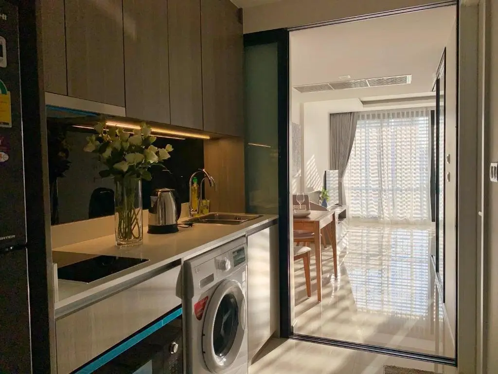 Бангкок: Sukhumvit Asok Modern Suite