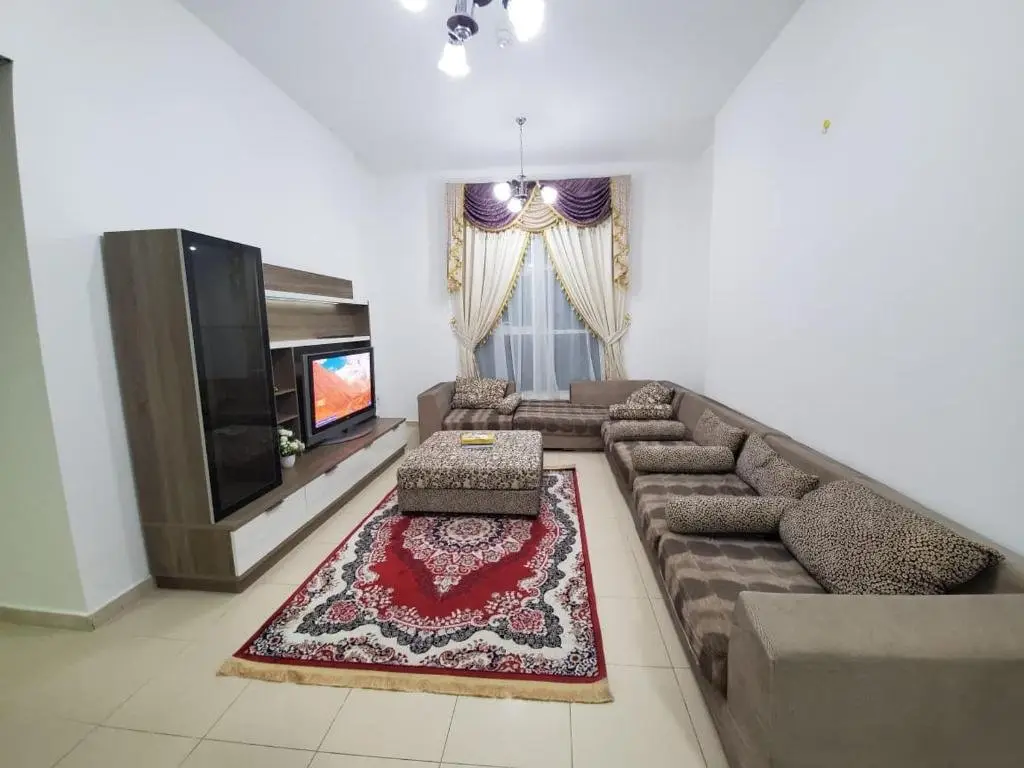 Аджман: Cheap Holiday Home
