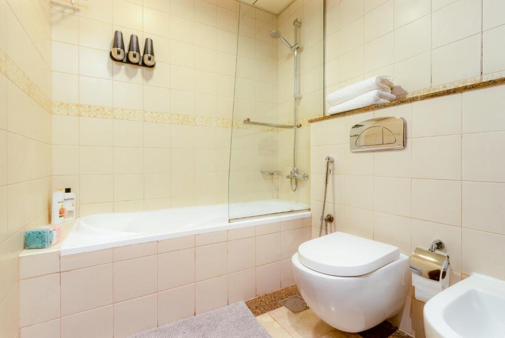 Дубай: Quintessential Quarters - Breathtaking 29th Floor Views