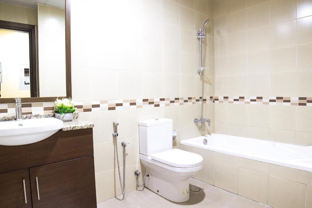 Дубай: Signature Holiday Homes - Amazing Studio in Hercules Tower, Wadi Al Safa