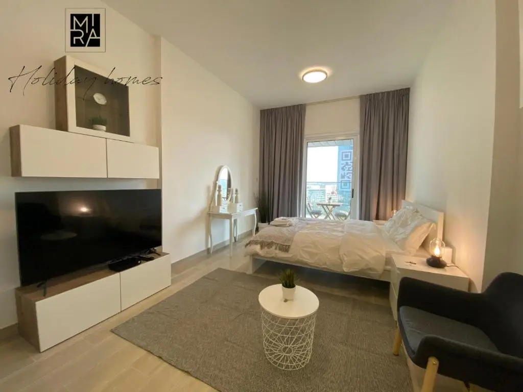 Дубай: Serviced Studio in Bloom Heights by Mira Holiday Homes