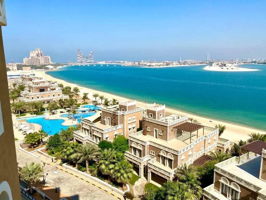 Дубай: Spacious 4 bd and 2 bd apartments with amazing Sea view