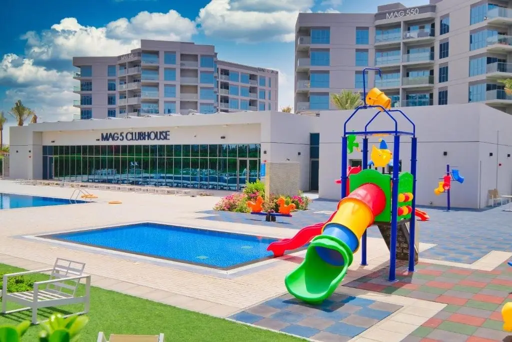 Дубай: Snug 1BR at MAG 520 Dubai South by Deluxe Holiday Homes