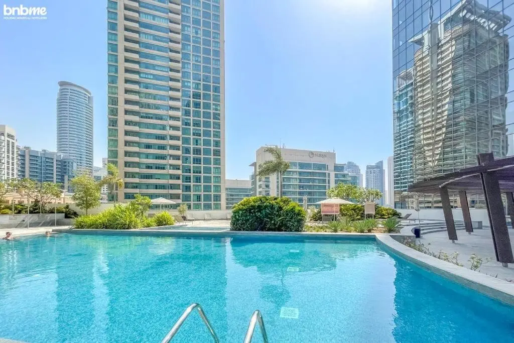 Дубай: Classic Studio - heart of the Marina - by bnbme homes - 808