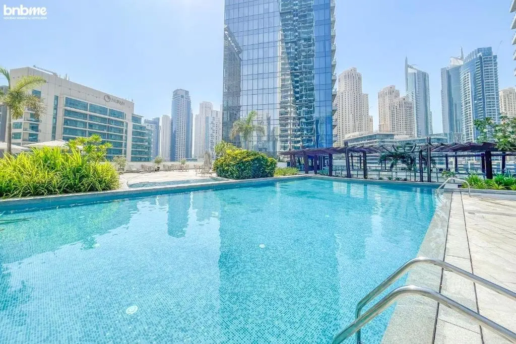 Дубай: Classic Studio - heart of the Marina - by bnbme homes - 808
