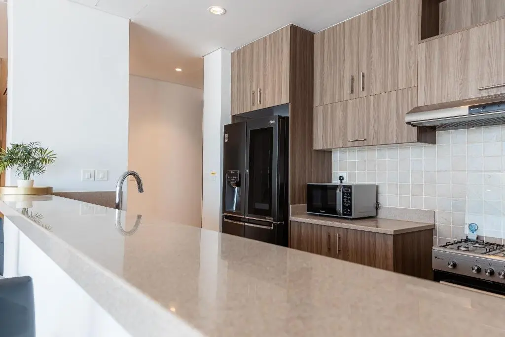 Рас-эль-Хайма: RH- Lovely 2 bedroom apartment, Lagoon View in Gateway Residences