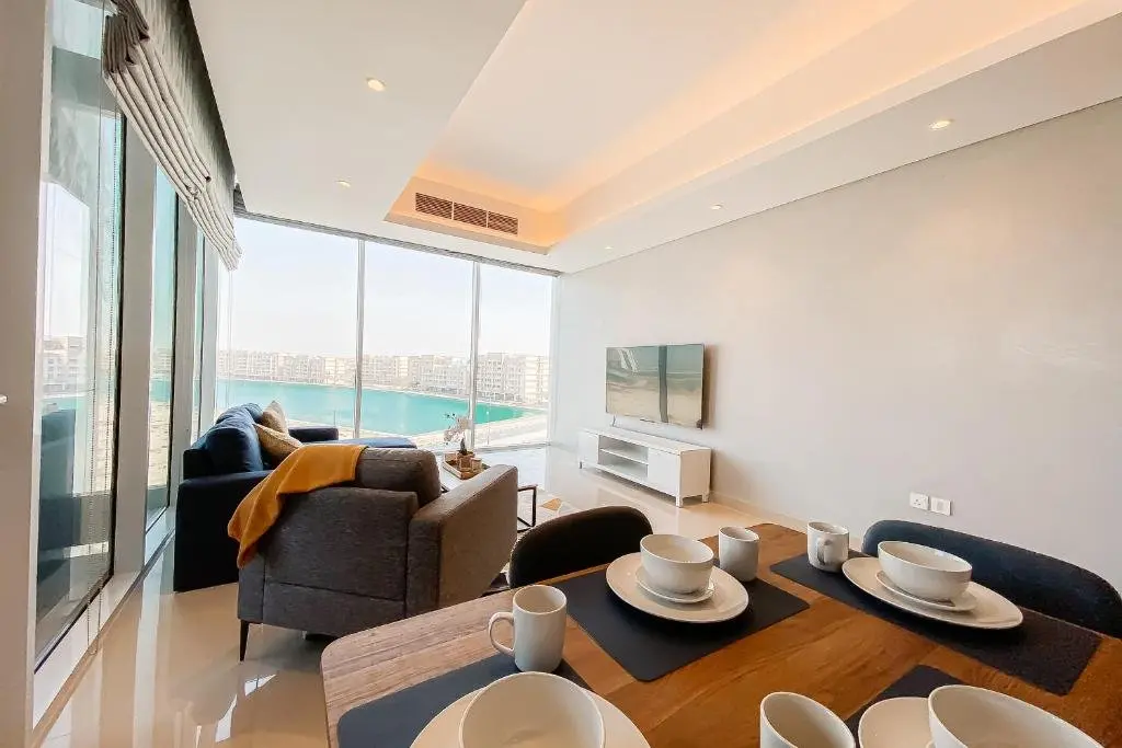 Рас-эль-Хайма: RH- Lovely 2 bedroom apartment, Lagoon View in Gateway Residences
