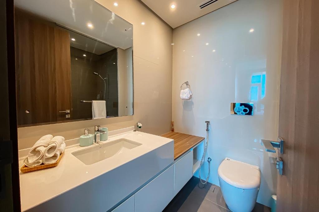 Рас-эль-Хайма: RH- Lovely 2 bedroom apartment, Lagoon View in Gateway Residences