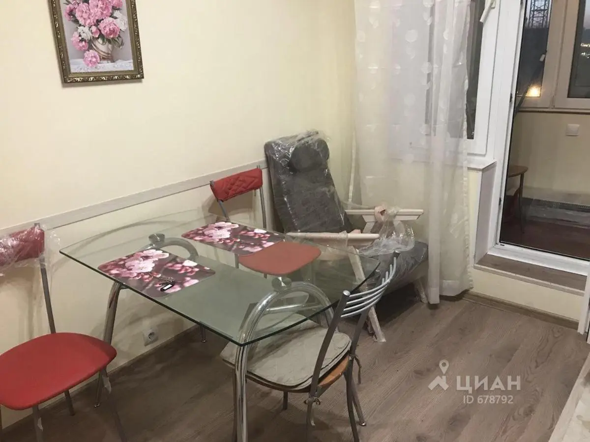 Санкт-Петербург: Sutki Rent на Энгельса