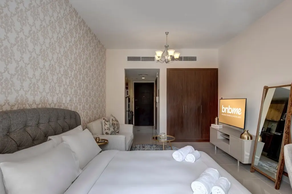 Дубай: Classic Studio Apt |  of the JVC | by bnbmehomes