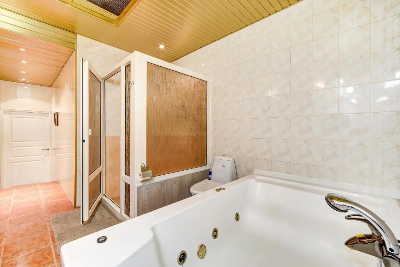 Воронеж: Алфея Апартаменты на Марата 8