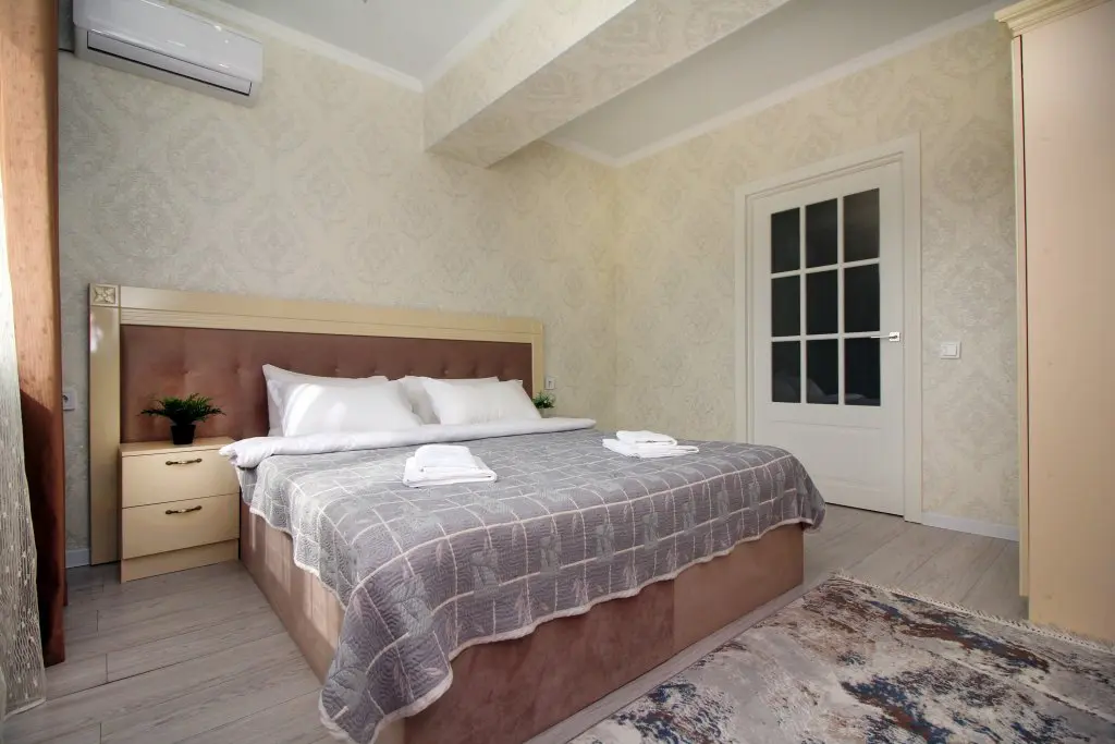Алматы: Апартаменты Explore the city in comfort