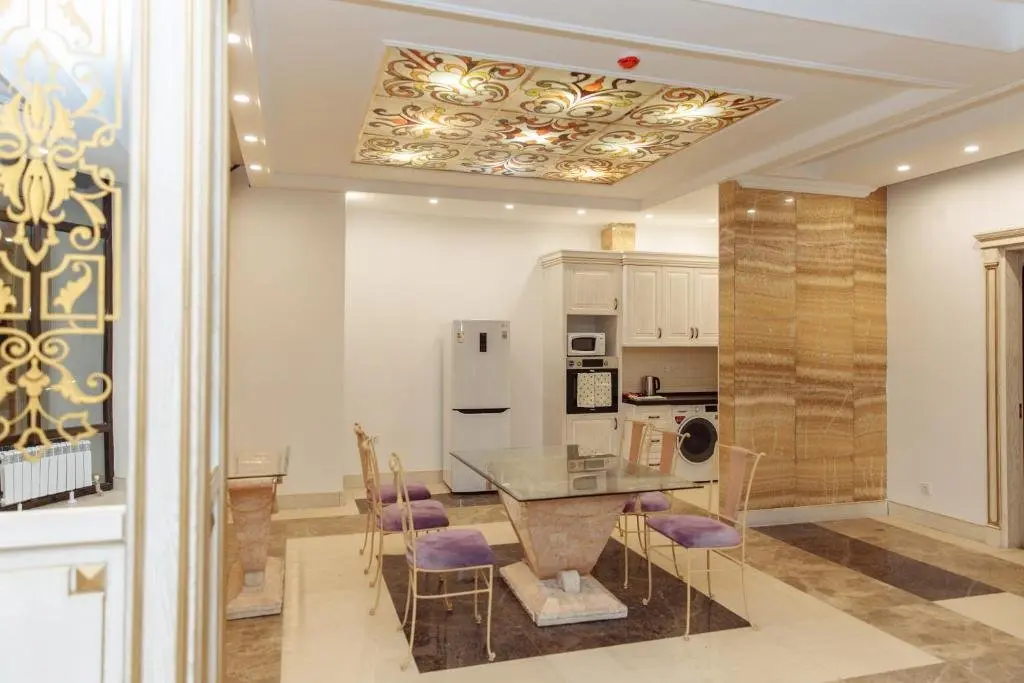 Атырау: SULO Apartments (Суло Апартментс)
