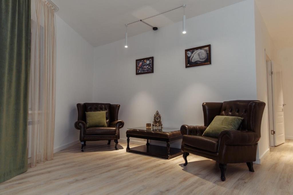 Атырау: SULO Apartments (Суло Апартментс)