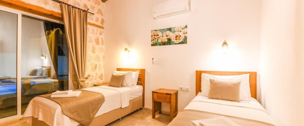 Исламлар: Villa Kelebek 2