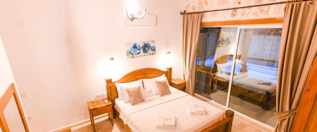 Исламлар: Villa Kelebek 2