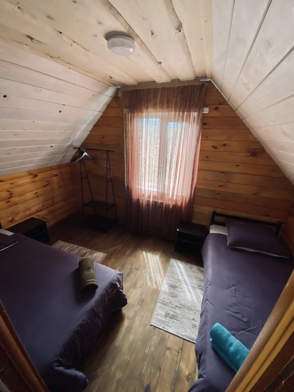 Шерегеш: Гостевой дом Избушки guestHouse Маленькая