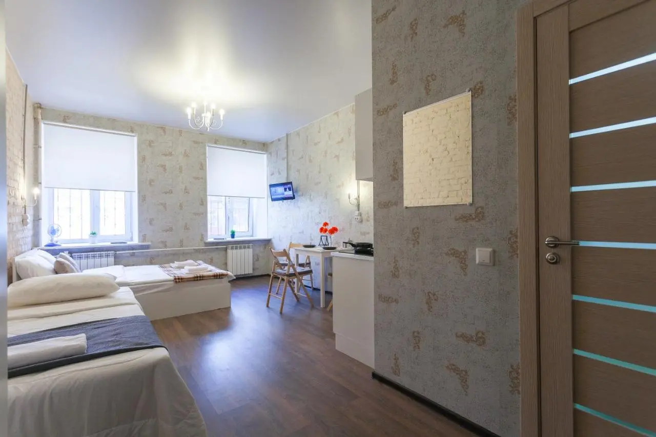 Санкт-Петербург: Guests Love on Kazanskaya