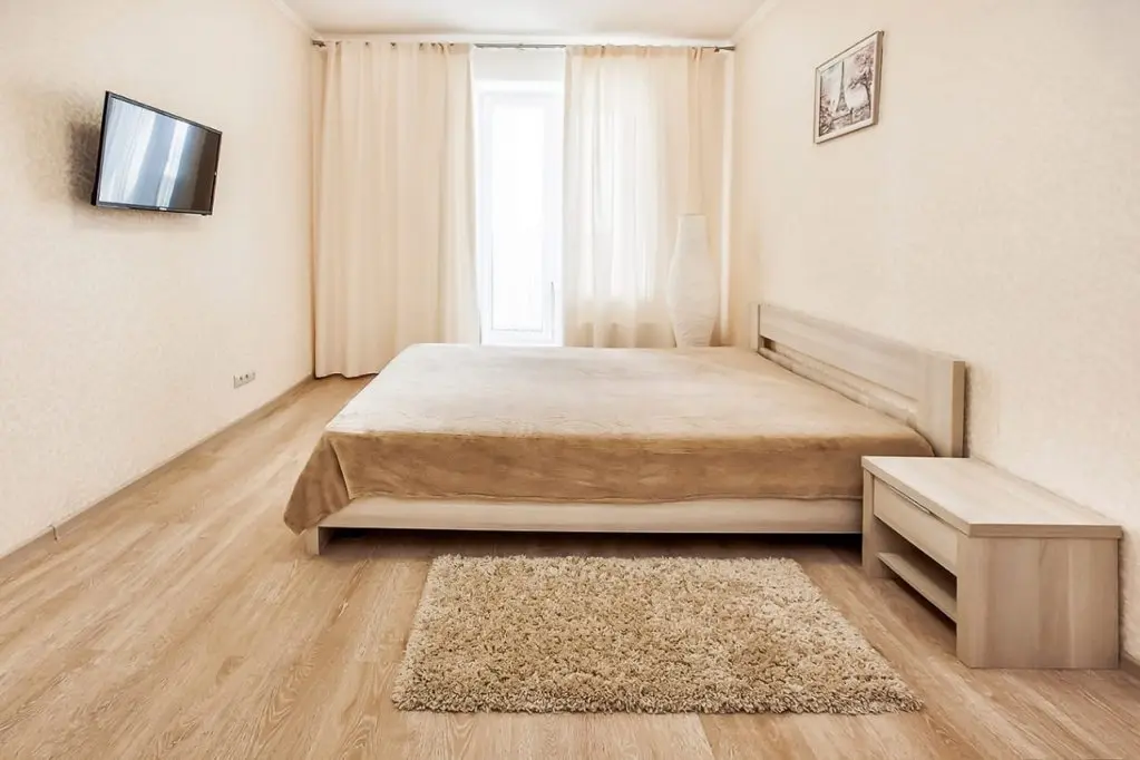Тольятти: Апартаменты ZebraHome с видом на Волгу и лес