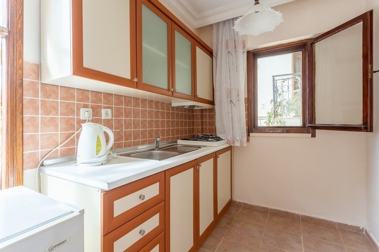 Ешилькёй: Ortak Havuzlu Villa Habesos