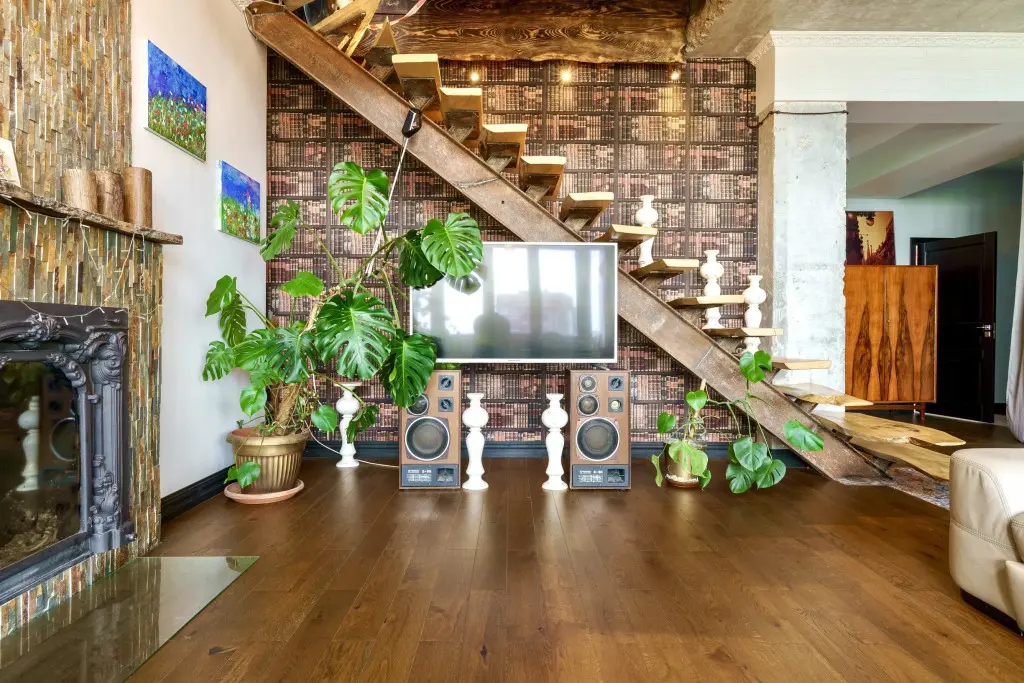 Калининград: ApartMari Shikarny 4-komnatny loft v tsentre Kaliningrada (ul.Gagarina, 1)
